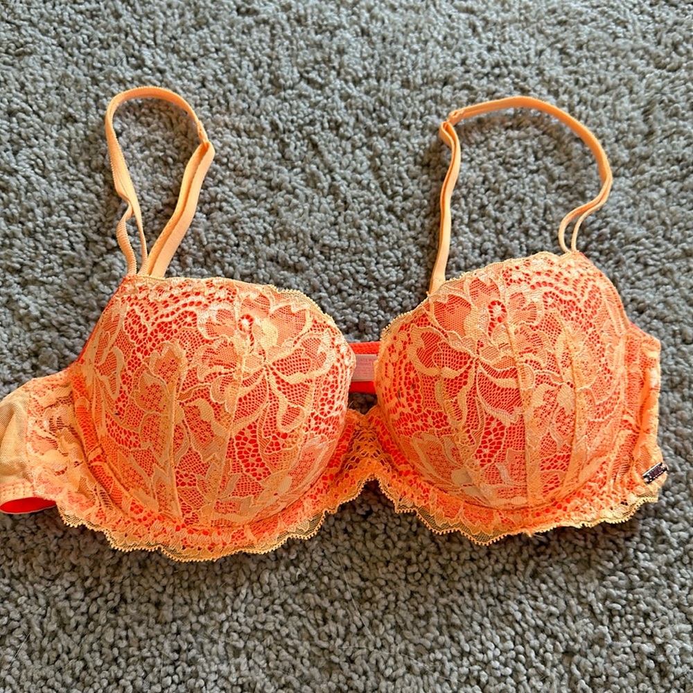 PINK bra